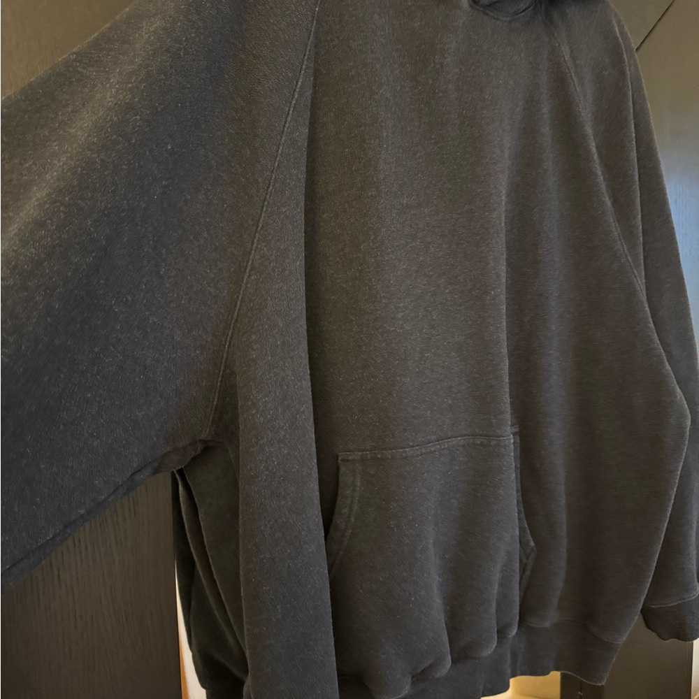 Aritzia TNA Mega Hoodie - Picture 3 of 5